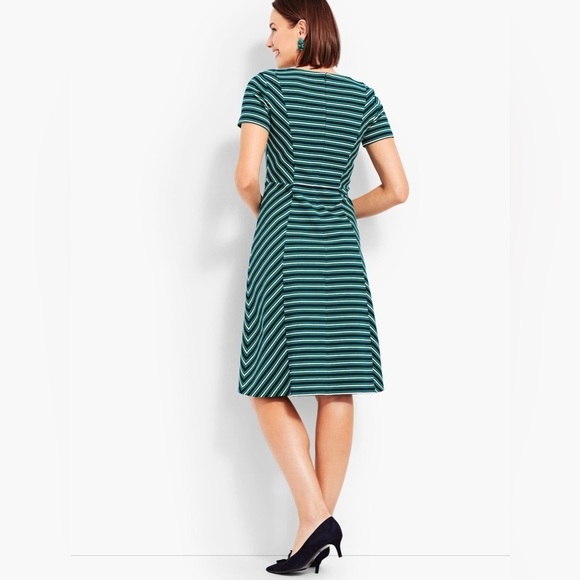 Talbots FIT & FLARE DRESS-STRIPE Petite Small - Picture 2 of 8